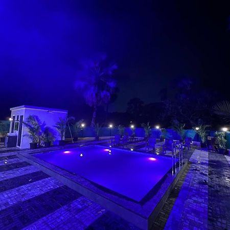 Stayhaven Aqua With Pvt Theatre & Pool Mumbai Dış mekan fotoğraf