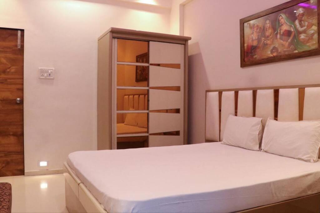 Stayhaven Aqua With Pvt Theatre & Pool Mumbai Dış mekan fotoğraf